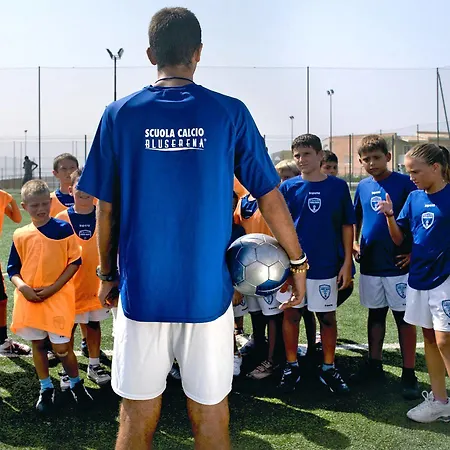 Serenusa ליקאטה