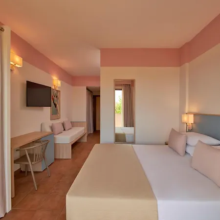 Serenusa Hotel 4*